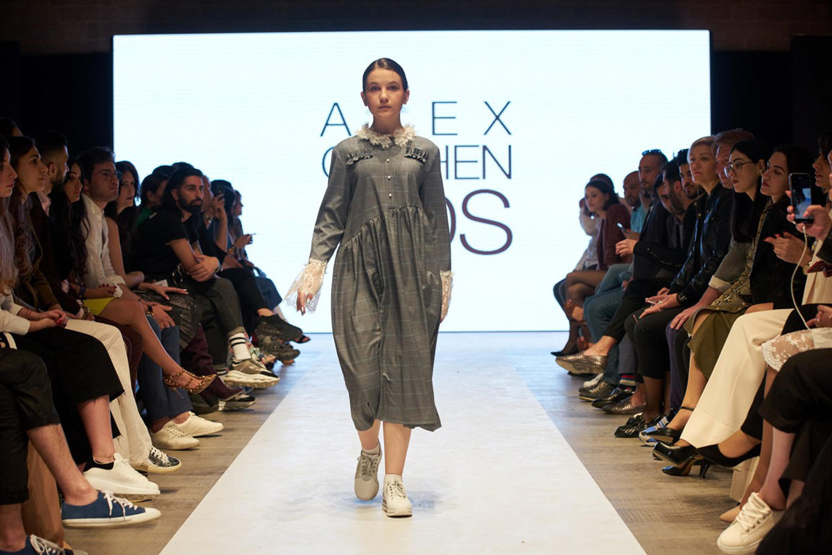 Готическое настроение на Azerbaijan Fashion Week (ФОТО)