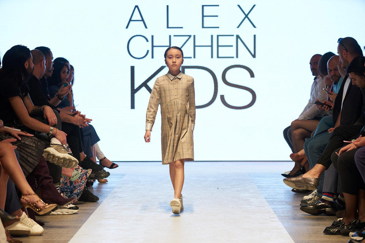 Готическое настроение на Azerbaijan Fashion Week (ФОТО)