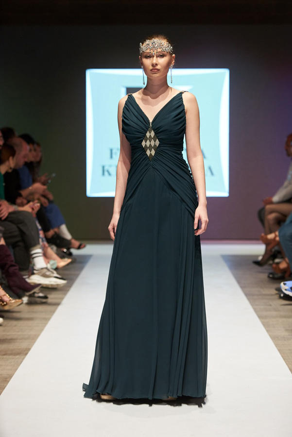 Готическое настроение на Azerbaijan Fashion Week (ФОТО)