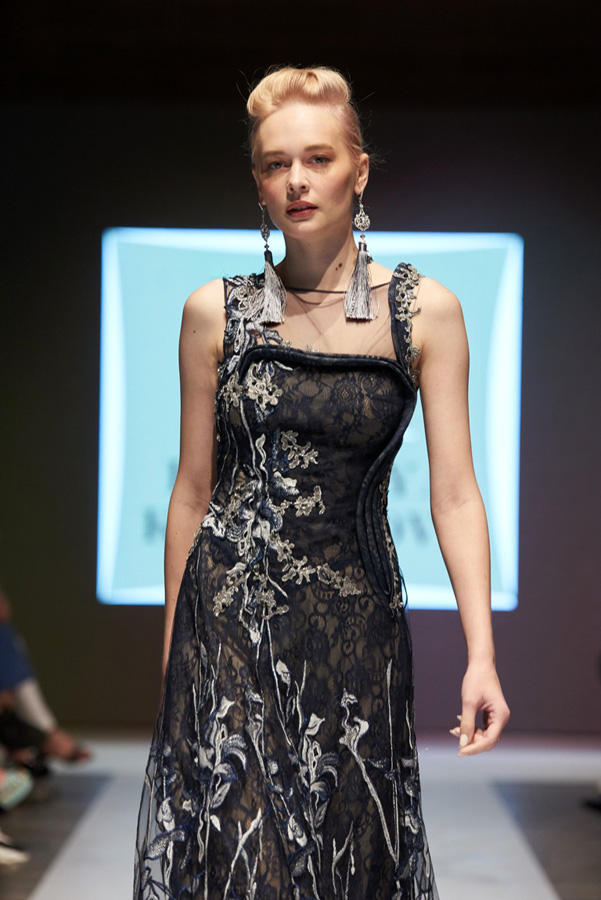 Готическое настроение на Azerbaijan Fashion Week (ФОТО)