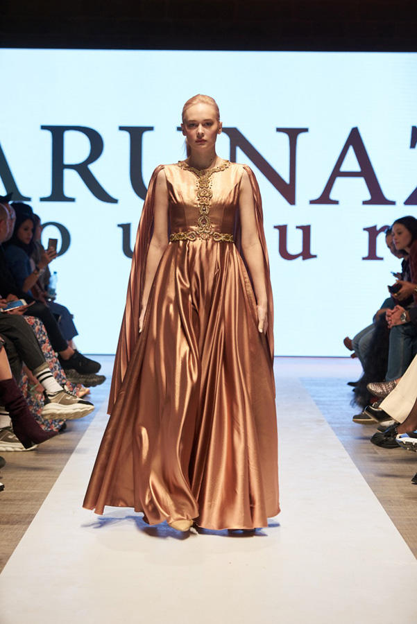 Готическое настроение на Azerbaijan Fashion Week (ФОТО)