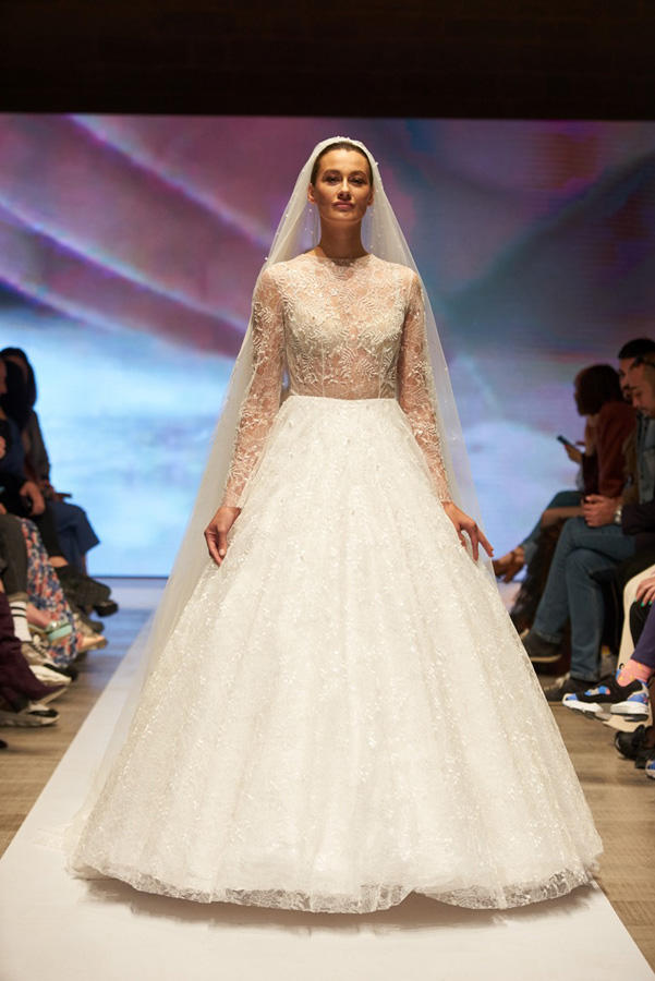 Готическое настроение на Azerbaijan Fashion Week (ФОТО)