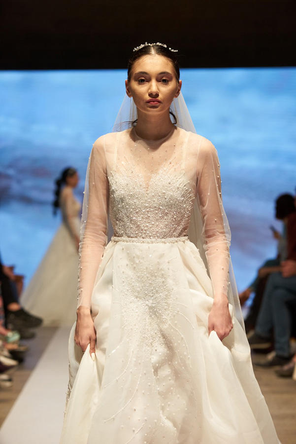 Готическое настроение на Azerbaijan Fashion Week (ФОТО)