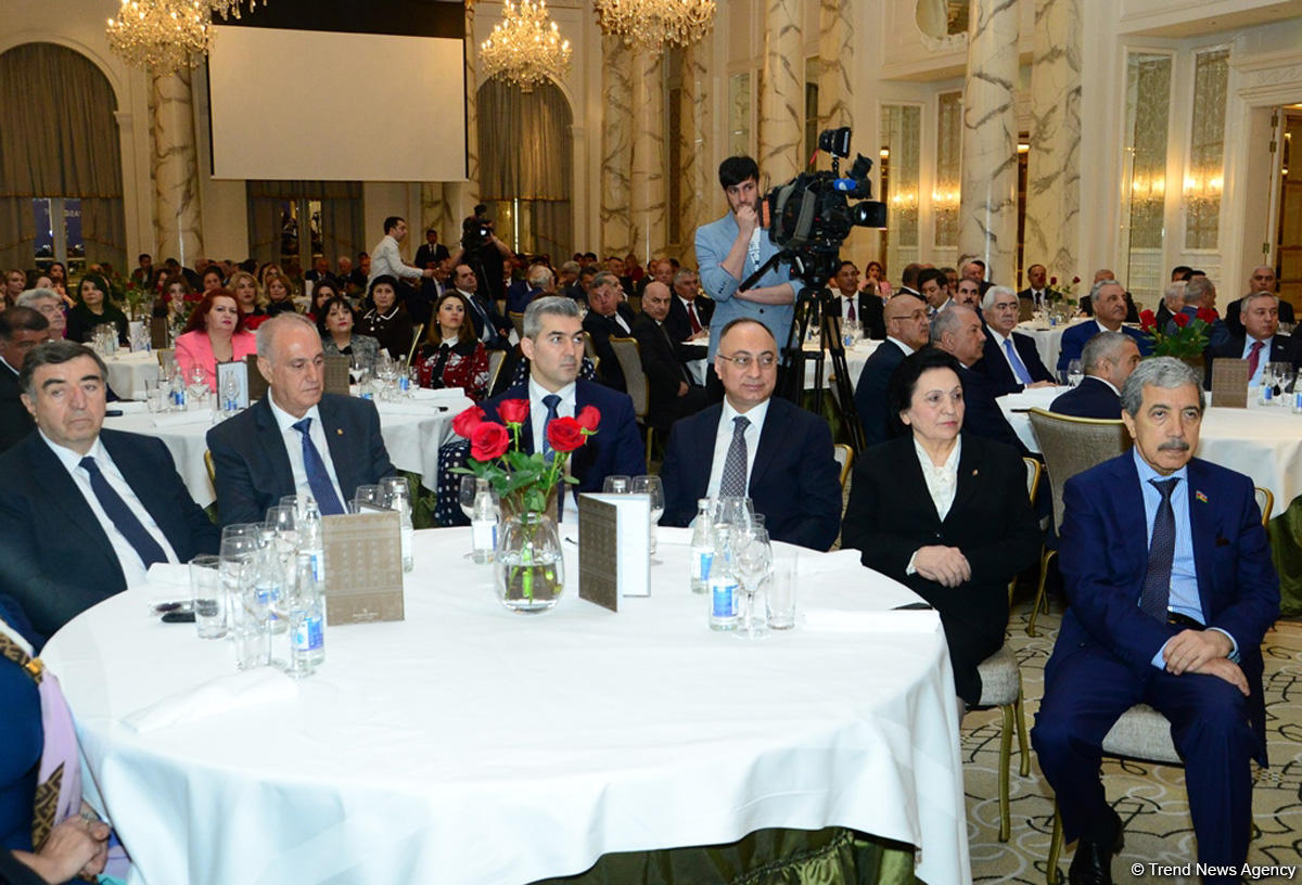 Правящая партия Азербайджана провела мероприятие, посвященное социальной политике великого лидера Гейдара Алиева (ФОТО)