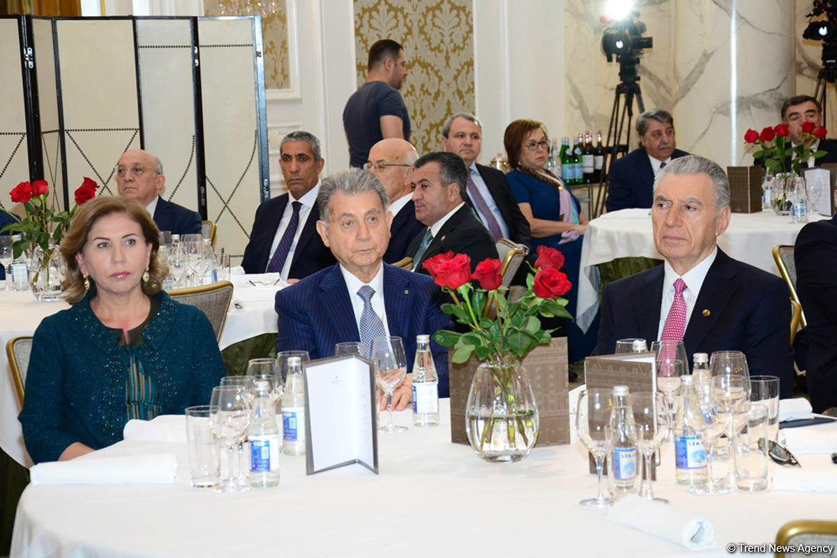 Правящая партия Азербайджана провела мероприятие, посвященное социальной политике великого лидера Гейдара Алиева (ФОТО)
