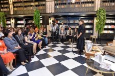 Кямал Абдулла представил "Долину кудесников", где царит вечная весна, правда и красота (ФОТО)