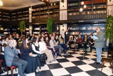 Вице-президент Фонда Гейдара Алиева Лейла Алиева приняла участие в открытии художественной выставки «Мой путь проходит через Карабах» (ФОТО)