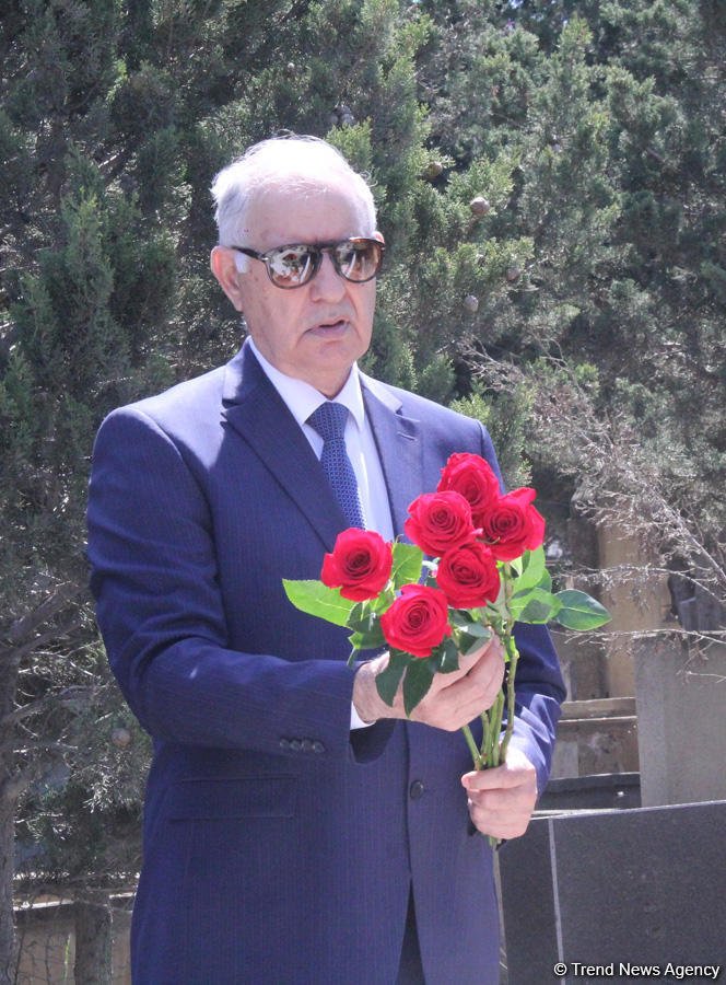 Ветераны спецслужб "Альянс" почтили память легендарного разведчика Мамедгусейна Асадова (ФОТО)