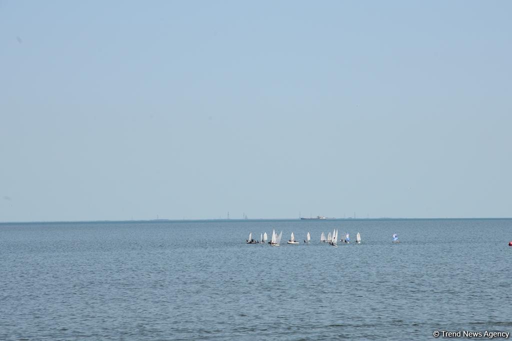 В Баку проходит регата парусных яхт, посвященная 96-й годовщине со дня рождения великого лидера Гейдара Алиева (ФОТОРЕПОРТАЖ)