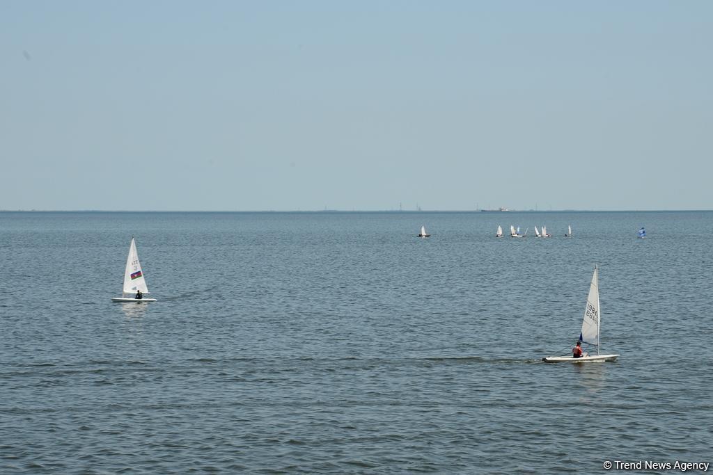 В Баку проходит регата парусных яхт, посвященная 96-й годовщине со дня рождения великого лидера Гейдара Алиева (ФОТОРЕПОРТАЖ)