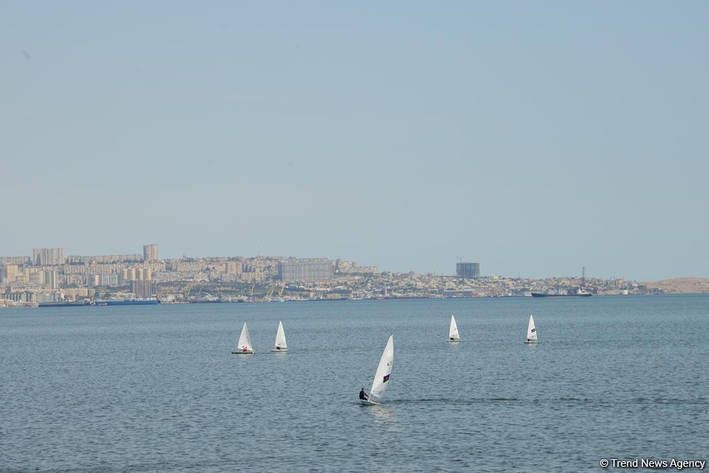 В Баку проходит регата парусных яхт, посвященная 96-й годовщине со дня рождения великого лидера Гейдара Алиева (ФОТОРЕПОРТАЖ)