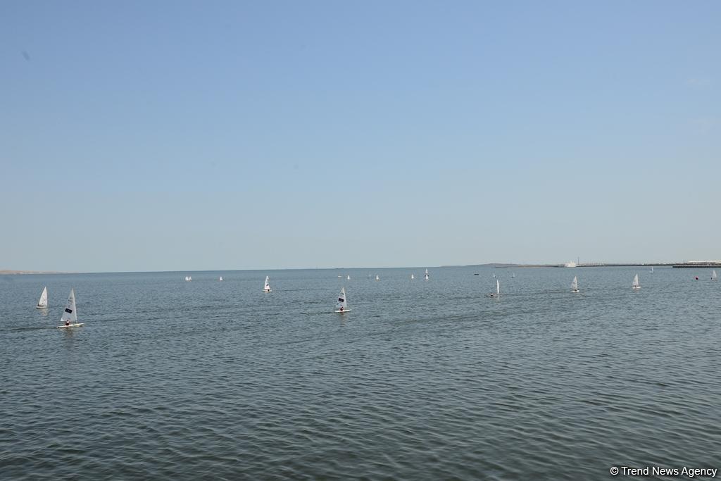 В Баку проходит регата парусных яхт, посвященная 96-й годовщине со дня рождения великого лидера Гейдара Алиева (ФОТОРЕПОРТАЖ)