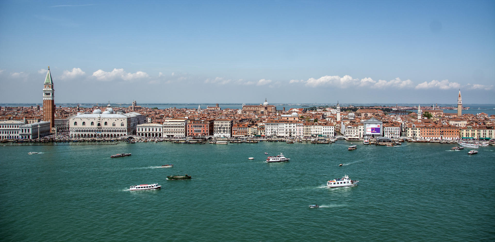 При организации Фонда Гейдара Алиева Азербайджан представлен на 58-й  Венецианской биеннале (ФОТО/ВИДЕО)