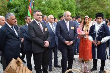 Как в Кюрдамире гостей встречали национальными сладостями (ФОТО)