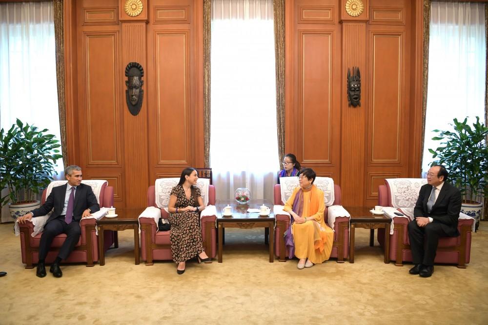 Вице-президент Фонда Гейдара Алиева Лейла Алиева встретилась в Пекине с председателем Китайской народной ассоциации дружбы (ФОТО)