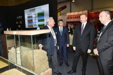 Президент Ильхам Алиев ознакомился с международными выставками WorldFood Azerbaijan и Caspian Agro (ФОТО) (версия 2)