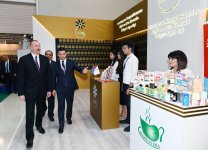 Президент Ильхам Алиев ознакомился с международными выставками WorldFood Azerbaijan и Caspian Agro (ФОТО) (версия 2)