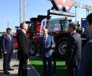 Президент Ильхам Алиев ознакомился с международными выставками WorldFood Azerbaijan и Caspian Agro (ФОТО) (версия 2)