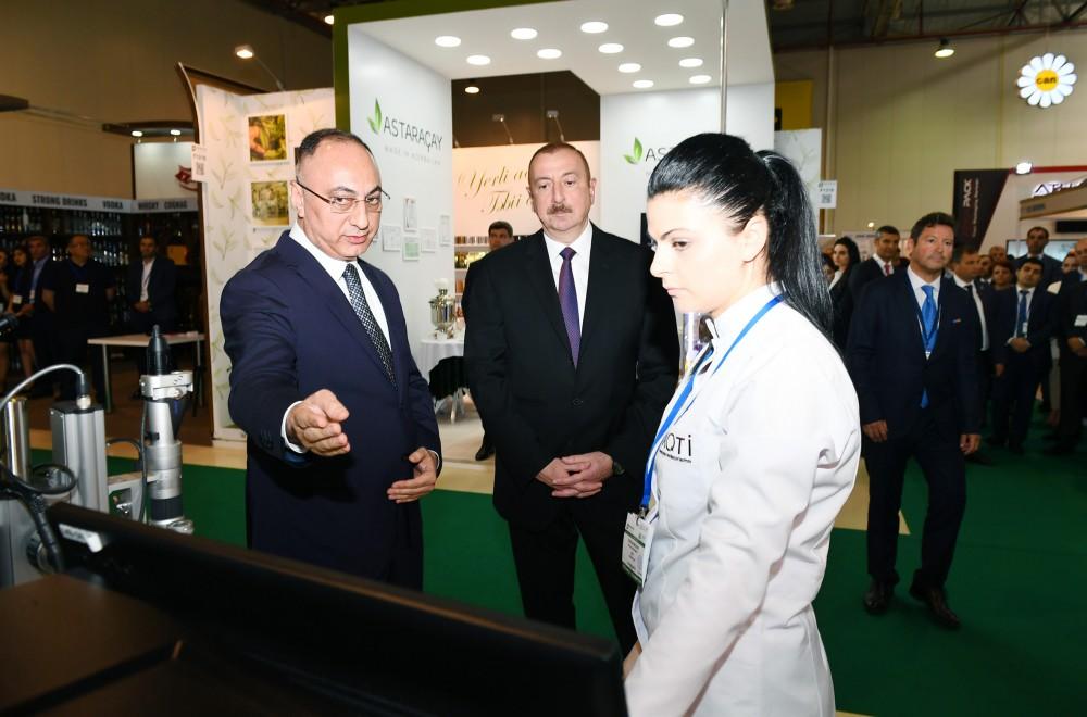 Президент Ильхам Алиев ознакомился с международными выставками WorldFood Azerbaijan и Caspian Agro (ФОТО) (версия 2)