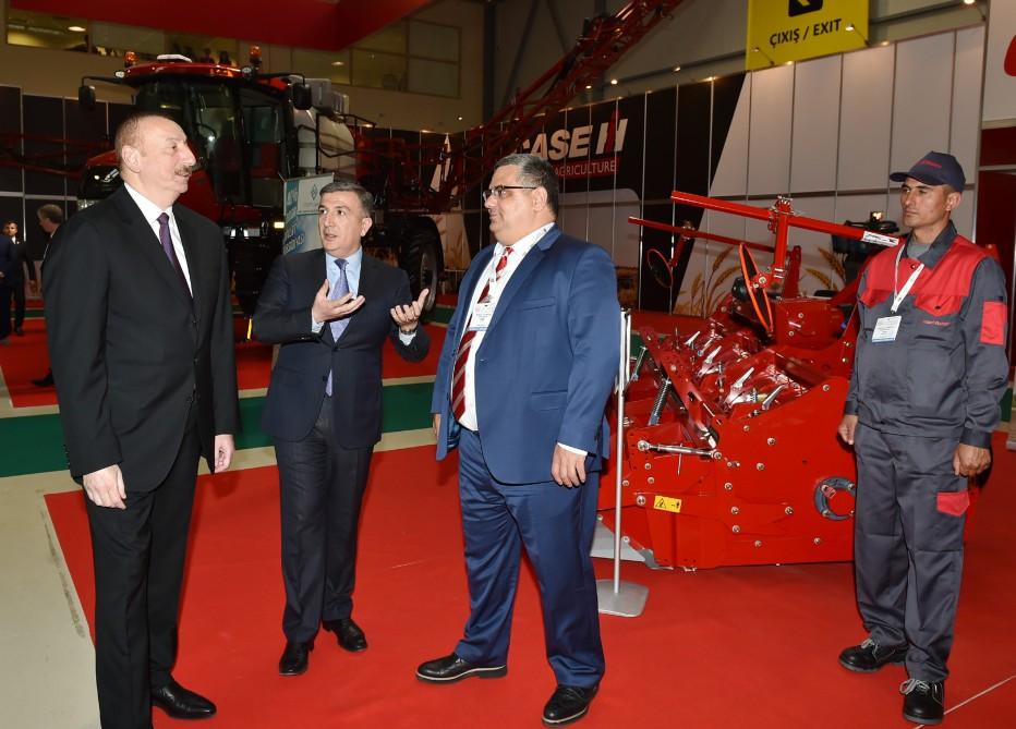 Президент Ильхам Алиев ознакомился с международными выставками WorldFood Azerbaijan и Caspian Agro (ФОТО) (версия 2)