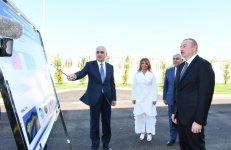 Президент Ильхам Алиев принял участие в открытии завода по производству шприцев в Пираллахинском промышленном парке (ФОТО)