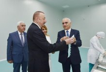 Президент Ильхам Алиев принял участие в открытии завода по производству шприцев в Пираллахинском промышленном парке (ФОТО)