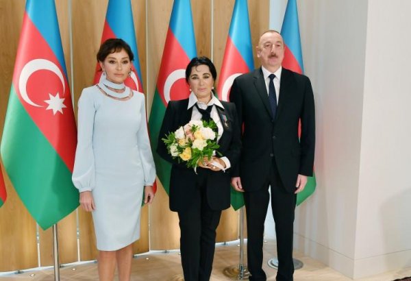 Президент Ильхам Алиев и Первая леди Мехрибан Алиева встретились с главой Всероссийской федерации художественной гимнастики (ФОТО)