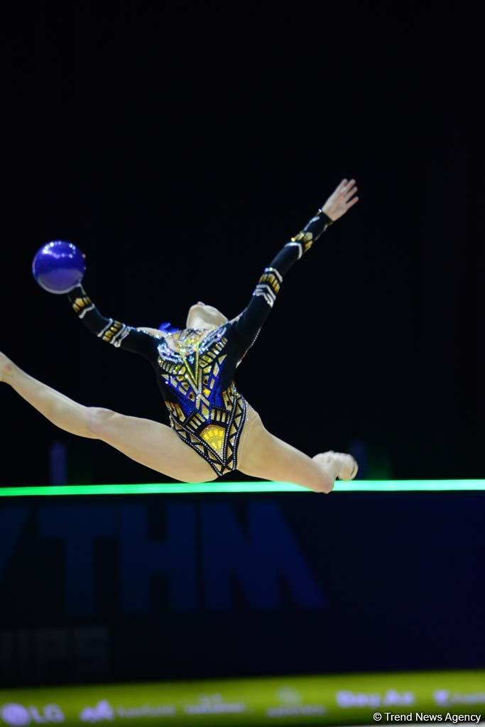 В Национальной арене гимнастики в Баку продолжаются соревнования Чемпионата Европы (ФОТО)