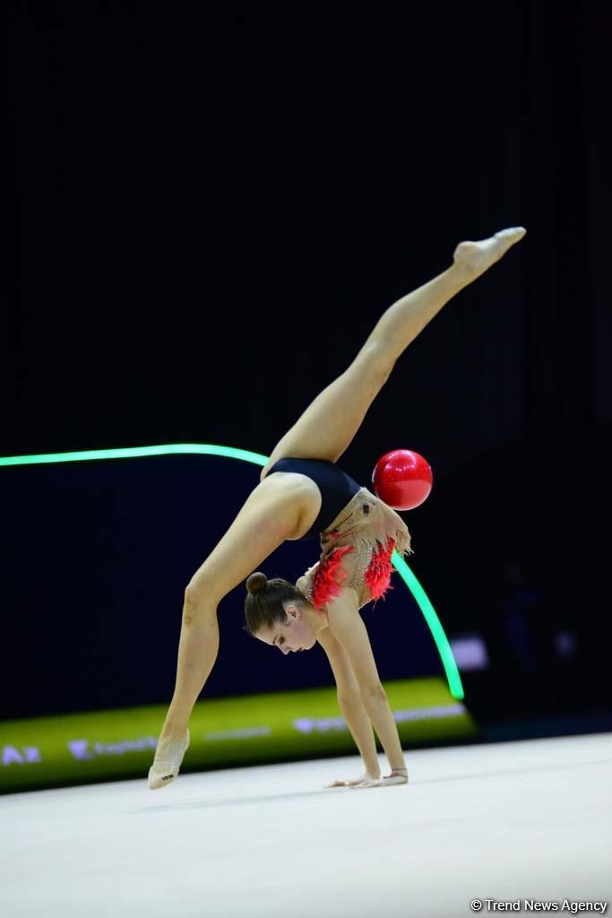 В Национальной арене гимнастики в Баку продолжаются соревнования Чемпионата Европы (ФОТО)