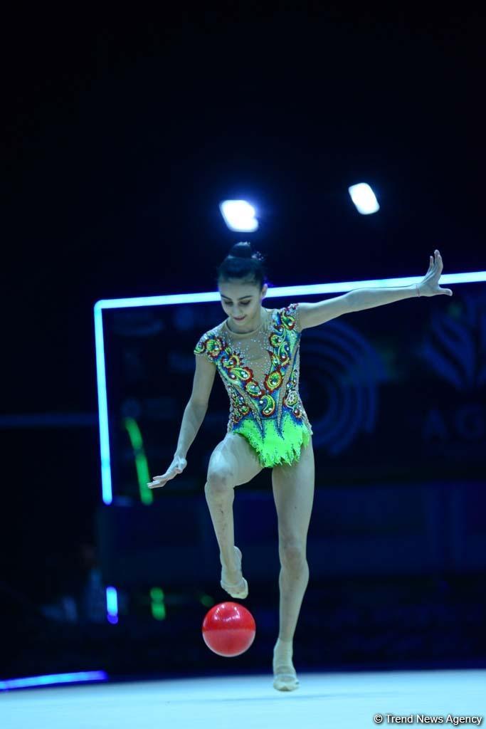 В Национальной арене гимнастики в Баку продолжаются соревнования Чемпионата Европы (ФОТО)