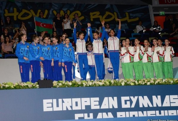 В Баку состоялась церемония награждения победителей Чемпионата Европы в командном зачете и в многоборье групповых упражнений (ФОТО)