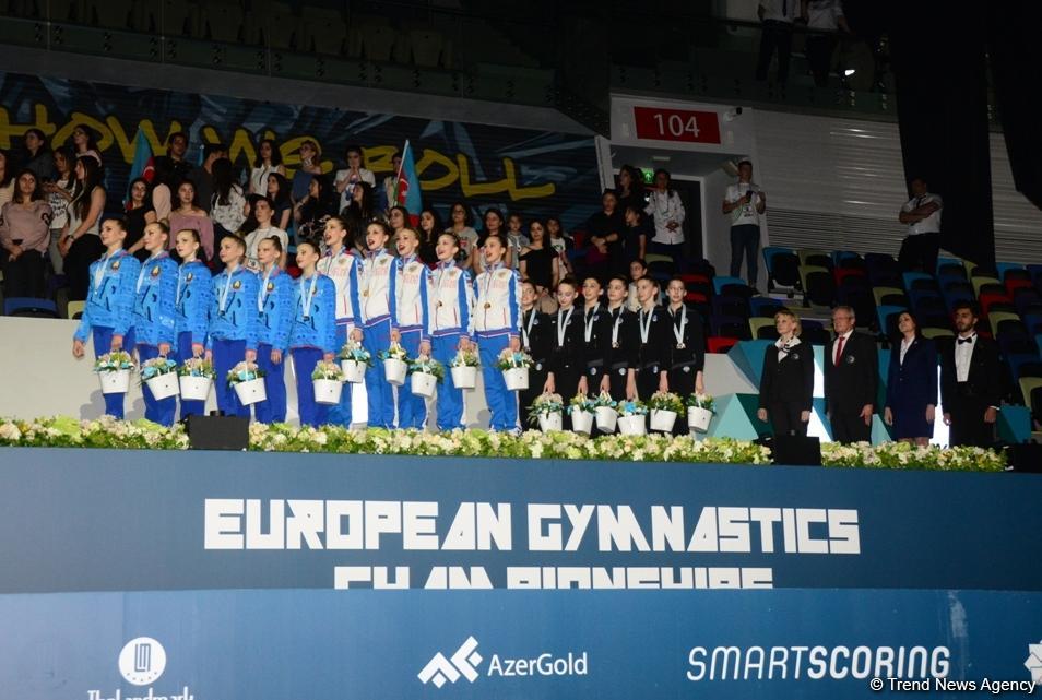В Баку состоялась церемония награждения победителей Чемпионата Европы в командном зачете и в многоборье групповых упражнений (ФОТО)