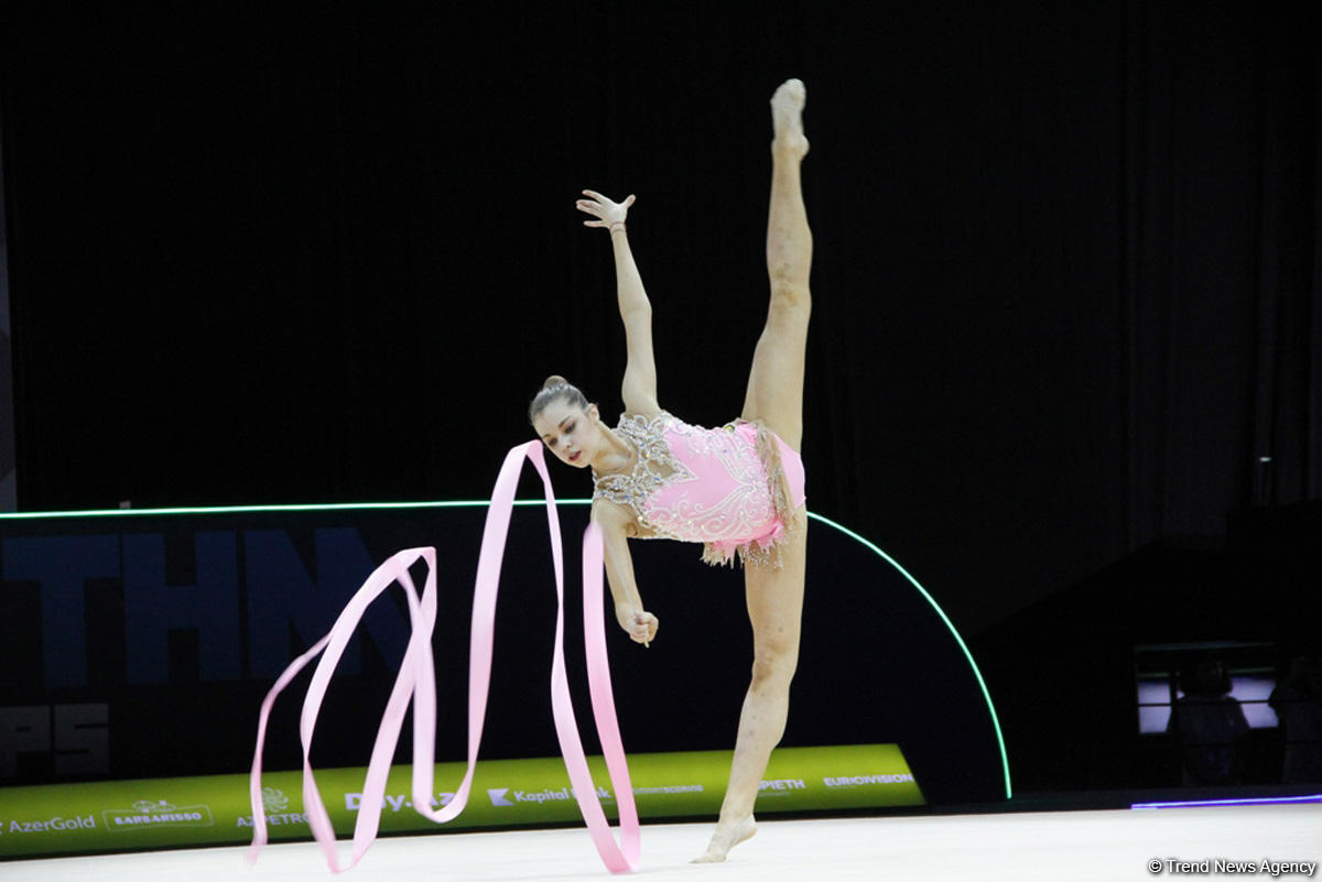В Национальной арене гимнастики в Баку продолжаются соревнования в рамках третьего дня Чемпионата Европы (ФОТО)