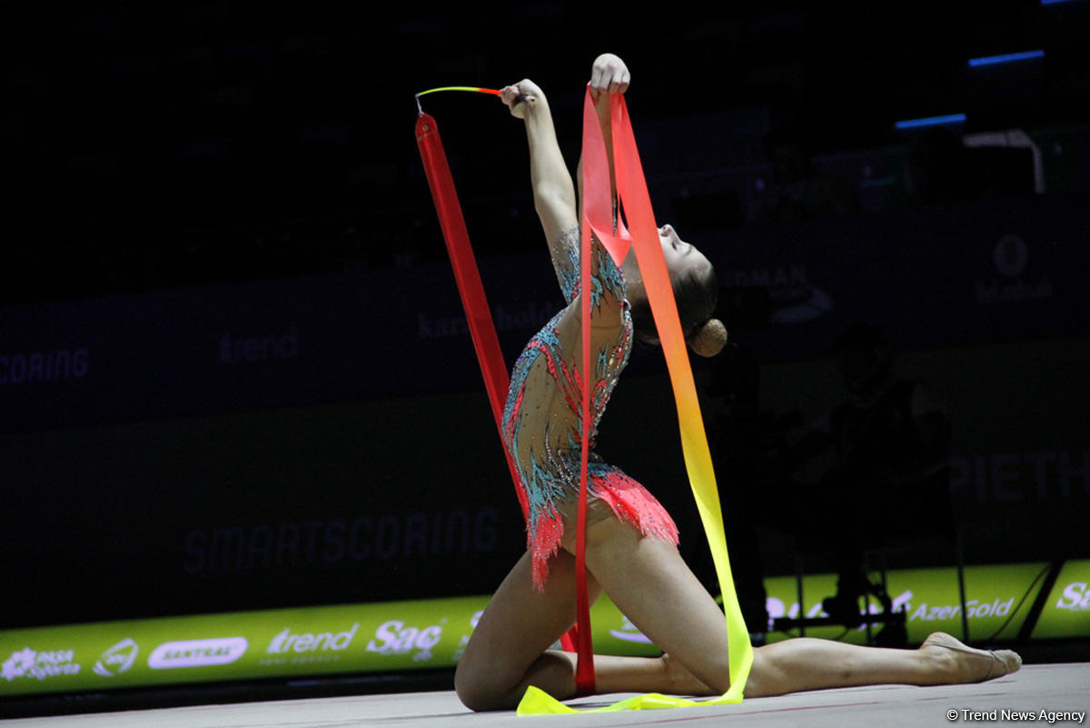 В Национальной арене гимнастики в Баку продолжаются соревнования в рамках третьего дня Чемпионата Европы (ФОТО)