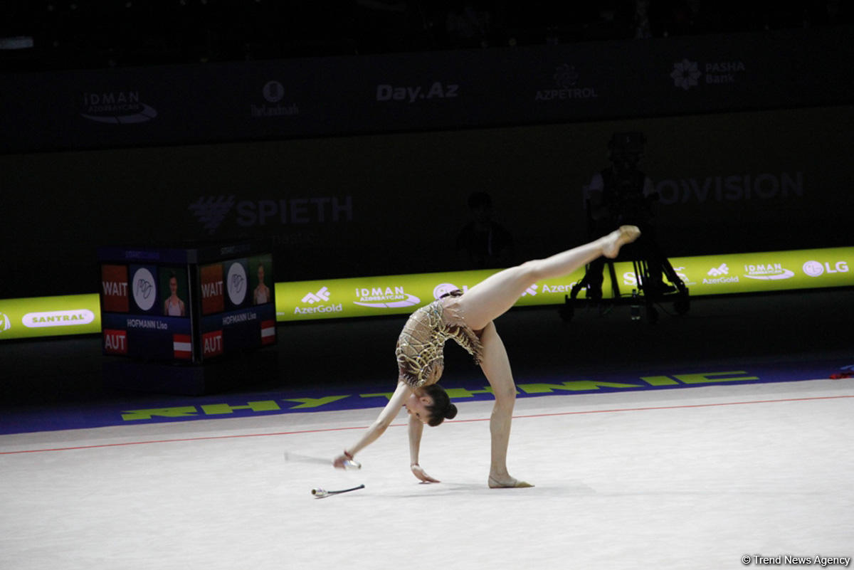 В Национальной арене гимнастики в Баку продолжаются соревнования в рамках третьего дня Чемпионата Европы (ФОТО)