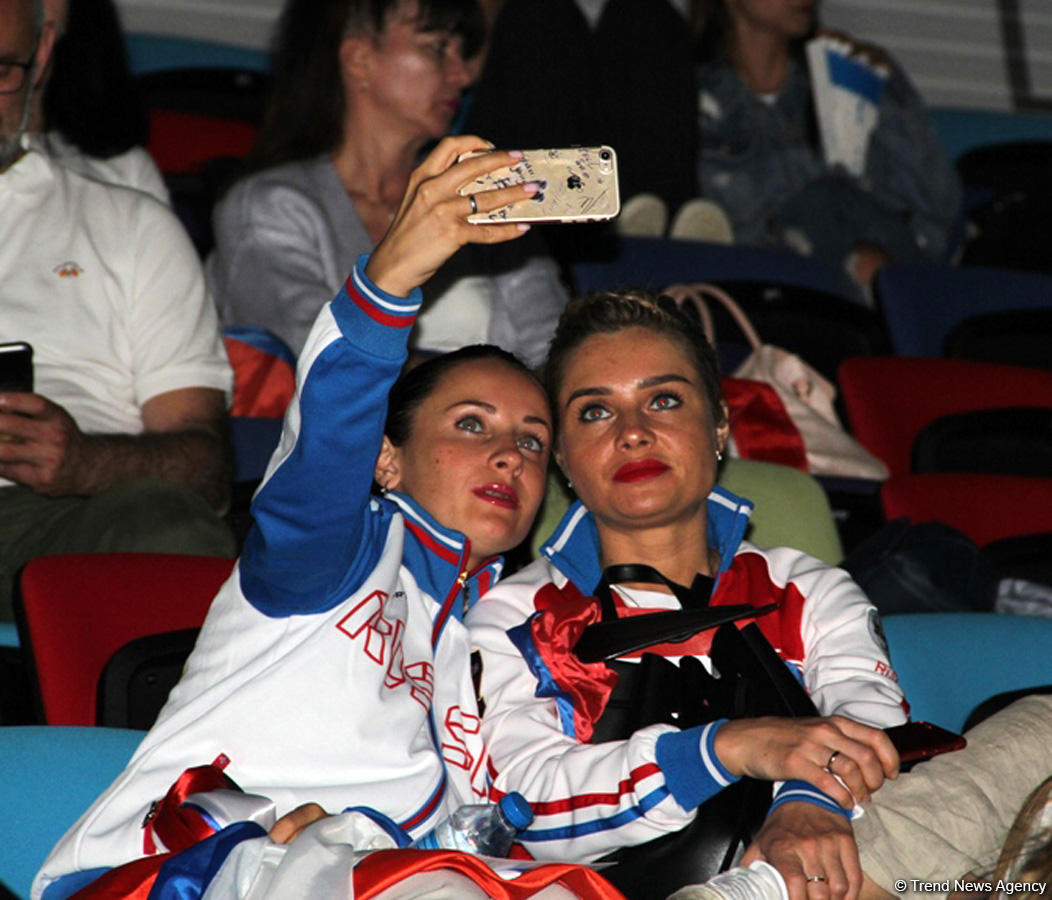 В Национальной арене гимнастики в Баку продолжаются соревнования в рамках третьего дня Чемпионата Европы (ФОТО)