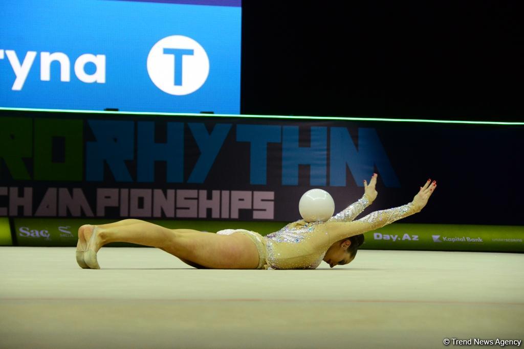 Продолжаются финальные соревнования Чемпионата Европы по художественной гимнастике в Баку (ФОТО)