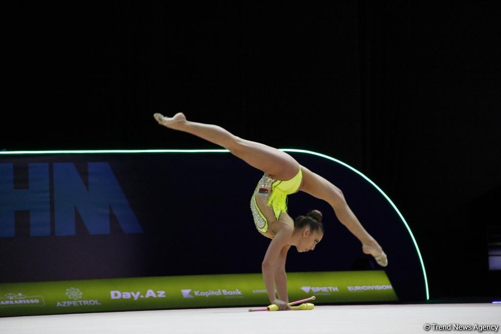 Лучшие моменты финальных соревнований Чемпионата Европы по художественной гимнастике в Баку (ФОТО)
