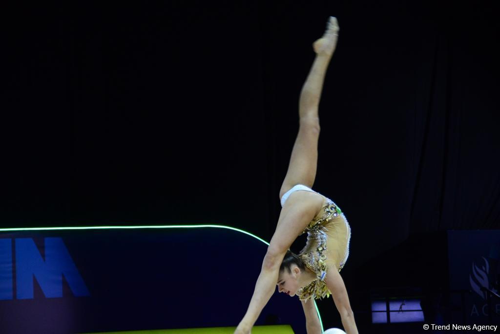 Лучшие моменты финальных соревнований Чемпионата Европы по художественной гимнастике в Баку (ФОТО)