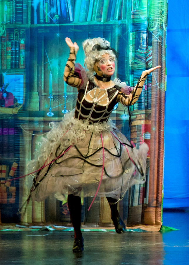 Как Барбоскины спасали книги в Баку (ФОТО)