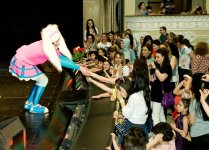 Как Барбоскины спасали книги в Баку (ФОТО)