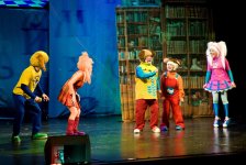 Как Барбоскины спасали книги в Баку (ФОТО)