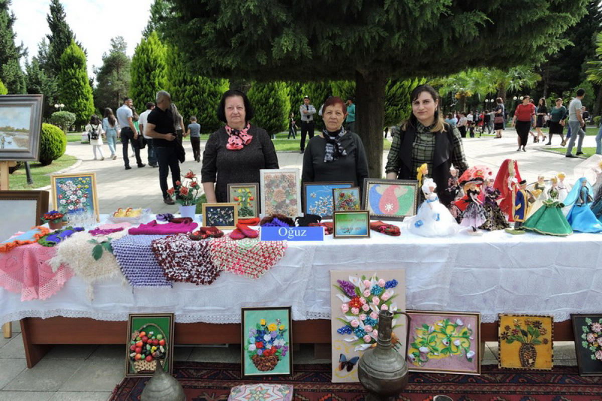 Бабушки и внучки Балакенского района Азербайджана (ФОТО)