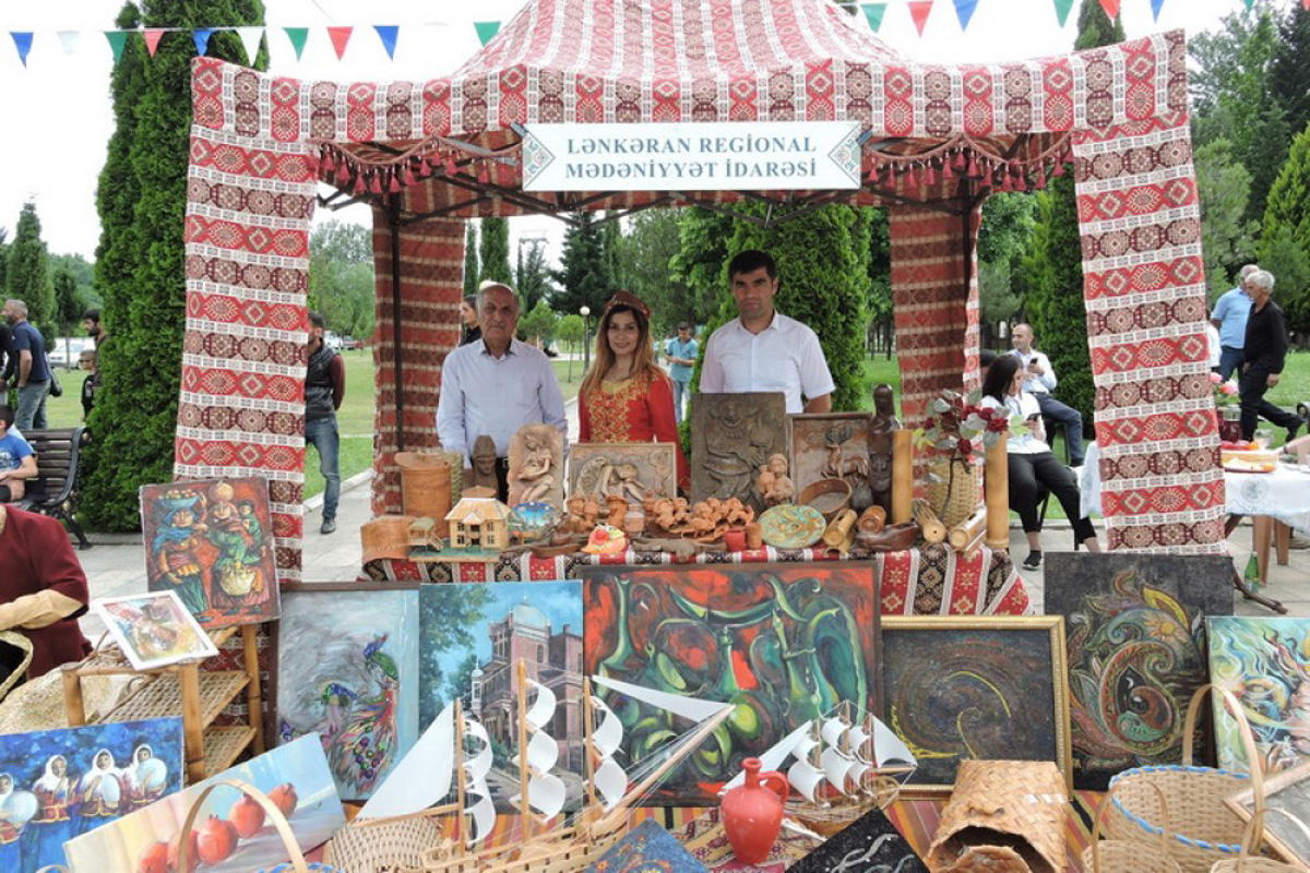 Бабушки и внучки Балакенского района Азербайджана (ФОТО)