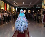 В Баку объединили моду и искусство – получилось очень красиво (ФОТО)