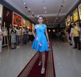В Баку объединили моду и искусство – получилось очень красиво (ФОТО)