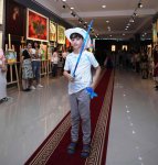 В Баку объединили моду и искусство – получилось очень красиво (ФОТО)