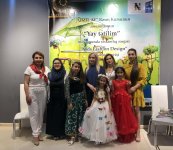 В Баку объединили моду и искусство – получилось очень красиво (ФОТО)