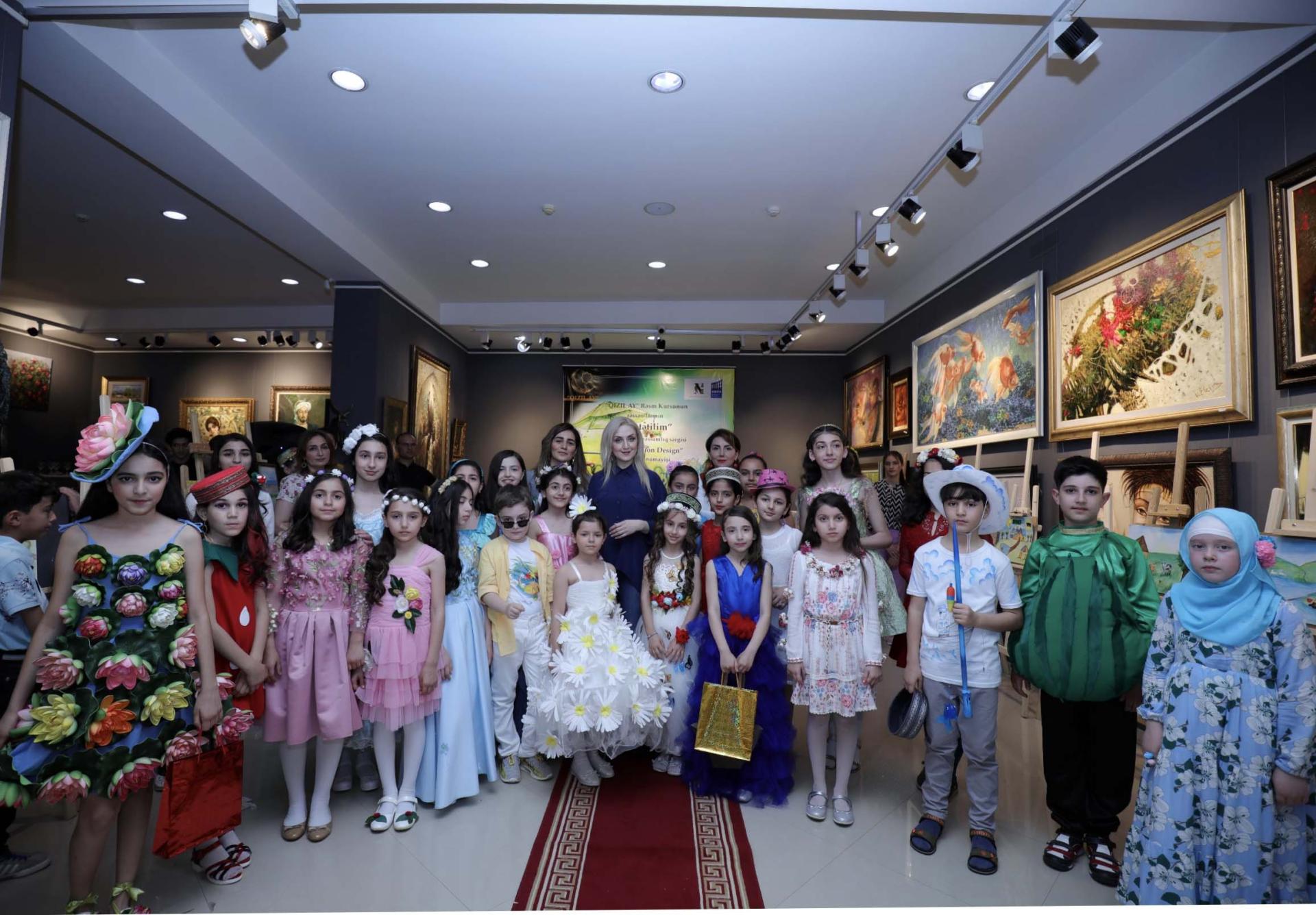 В Баку объединили моду и искусство – получилось очень красиво (ФОТО)