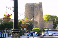 Бакинский бульвар в цветах – наслаждайтесь красотой! (ФОТО)